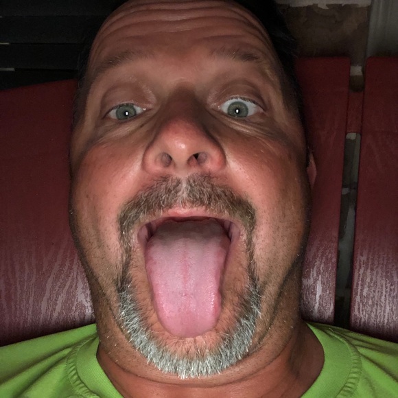 Profile Picture of Mitch Miller (@mtmiller1988) on Poshmark