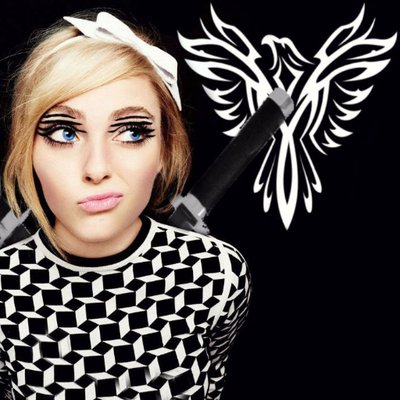 Profile Picture of Ivy Henderson (@IvyHens) on Twitter