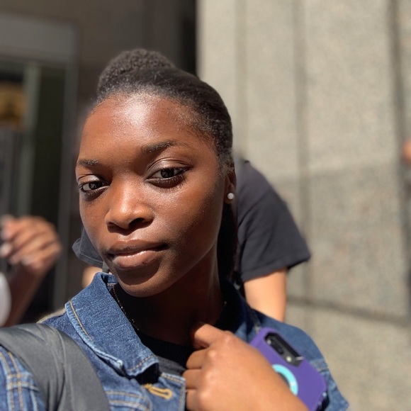 Profile Picture of Lameka Hagans (@lamekah) on Poshmark