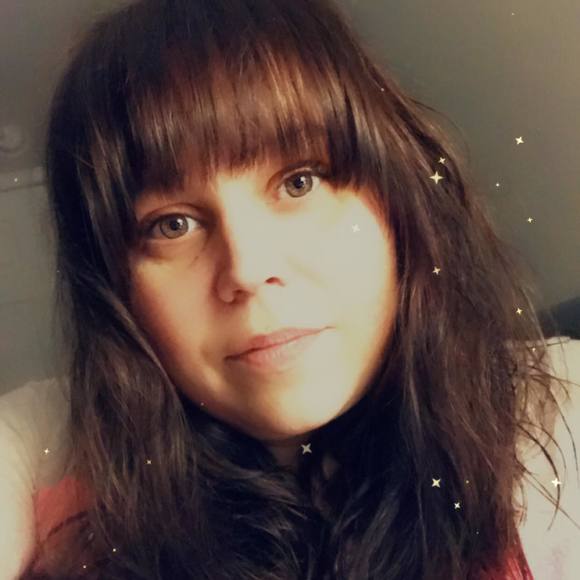 Profile Picture of Nikki Baudier (@nikkijg26) on Poshmark