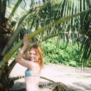 Profile Picture of Cassandra Rosario (@lavidaessolounsueno) on Myspace