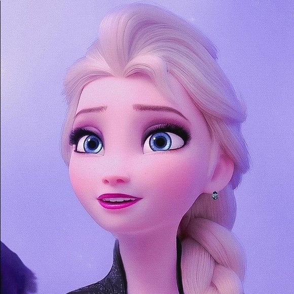 Profile Picture of Itrat Batool (@itratbatool) on Poshmark