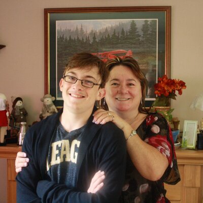 Profile Picture of Kim Cheeks (@kim_kimcheeks) on Twitter