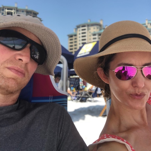 Profile Picture of Michelle Pyle (@michellepyle) on Poshmark