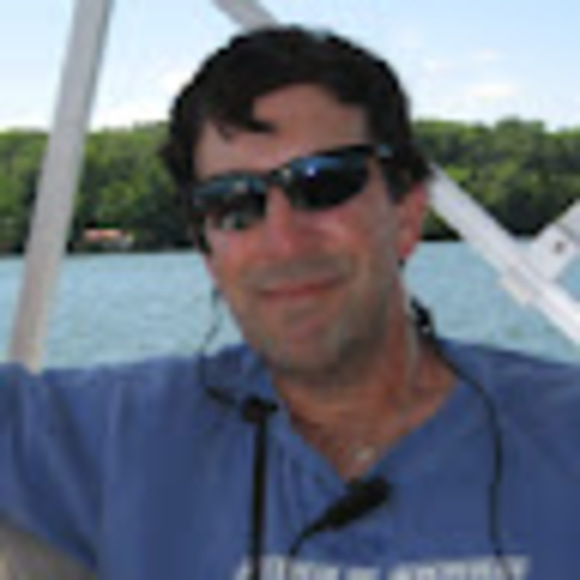 Profile Picture of David Wechter (@davidjw56) on Poshmark