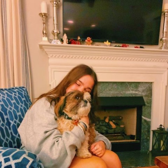 Profile Picture of Ava Purser (@avapurser) on Poshmark