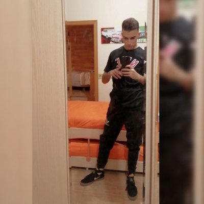 Profile Picture of GUILLERMO MOTA (@guilleeeee_10) on Twitter