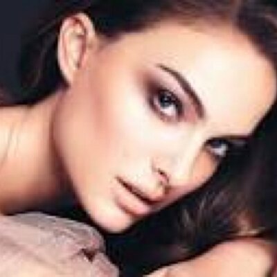 Profile Picture of Ken Adams (@LaChicaDelPiojo) on Twitter