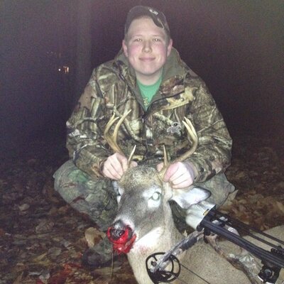 Profile Picture of Doug Clifford (@NHhunter624) on Twitter