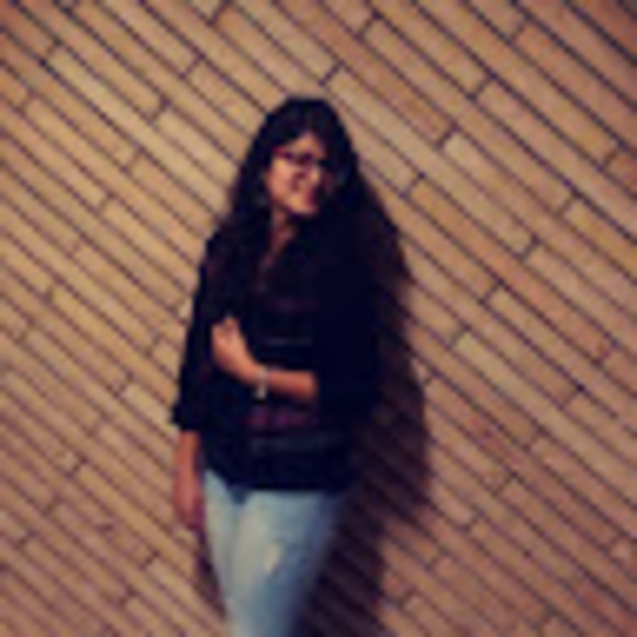Profile Picture of Roopal Nahar (@roopalnahar08) on Poshmark