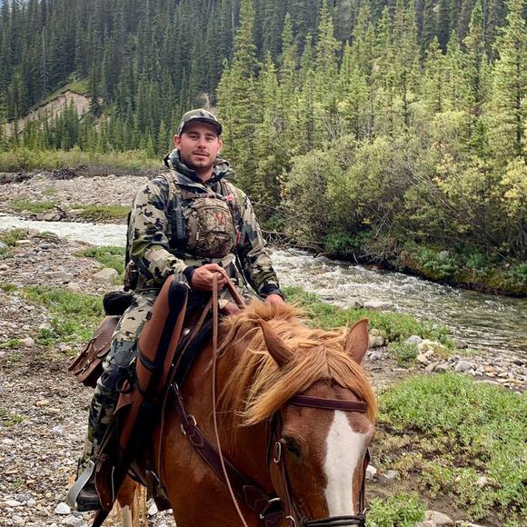 Profile Picture of Mitchell Rindal (@mitchellrindal) on Poshmark