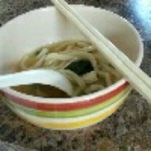 Profile Picture of Dora Yu (@hulala2000) on Poshmark