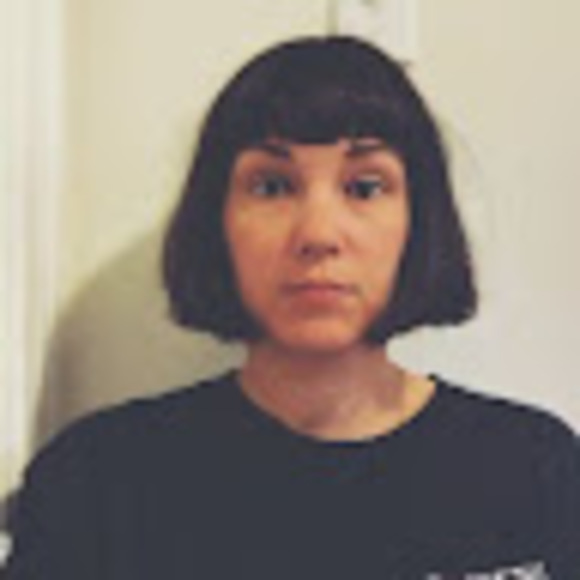 Profile Picture of Audrey Labbe (@audreylabbe) on Poshmark
