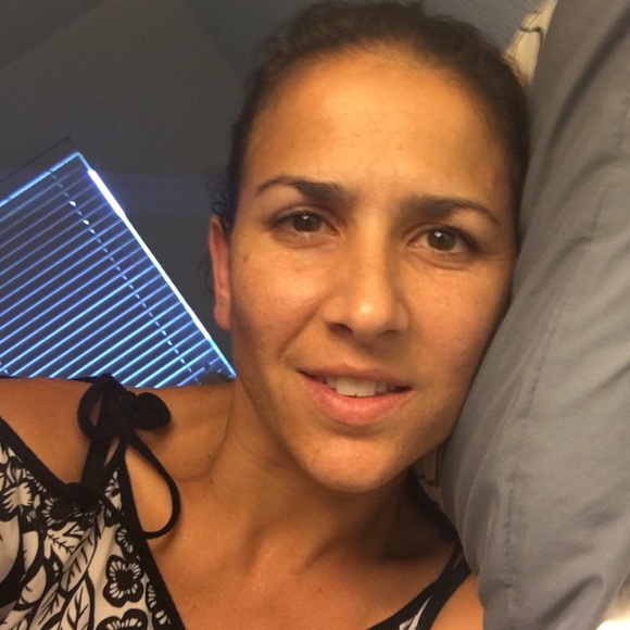 Profile Picture of Andrea Lovaglio (@vendimia) on Poshmark