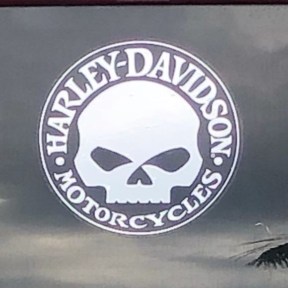 Profile Picture of Ron Levine (@ronlevine03) on Poshmark