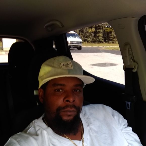 Profile Picture of Joseph Journet (@josephjourne321) on Poshmark