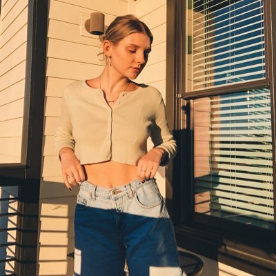 Profile Picture of Isabel Murphy (@isabel_murphy15) on Twitter