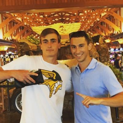 Profile Picture of Scott Silverman (@silvydoesntknow) on Twitter