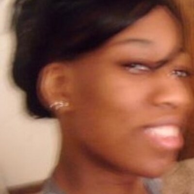 Profile Picture of Lakisha James (@Mz6inch_heels) on Twitter