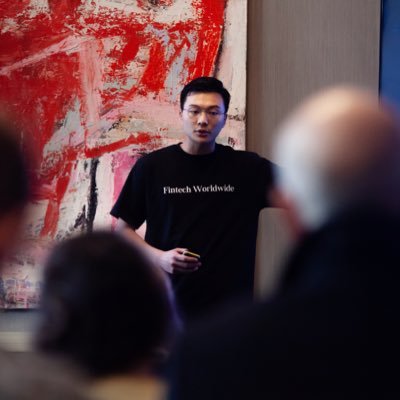 Profile Picture of Darren Chow (@Darren__Chow) on Twitter