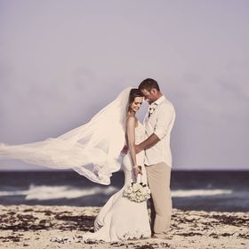 Profile Picture of Hanna Thomas (@hannapage) on Pinterest