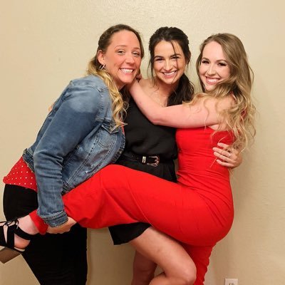 Profile Picture of Haley Andrews (@h_andrews96) on Twitter