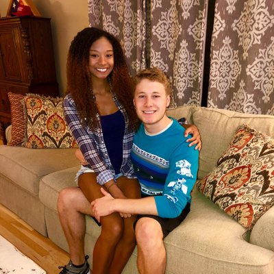 Profile Picture of Jasmine Howard (@jasMINEnotYOURZ) on Twitter