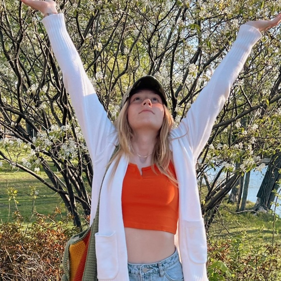 Profile Picture of Piper J (@dont_be_trashy) on Poshmark