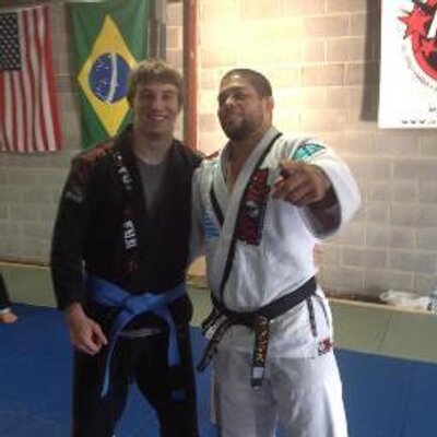 Profile Picture of Dillon Kidd (@Win_by_Pin) on Twitter