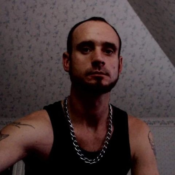 Profile Picture of Matthew Johnson-rudis (@mjohnson93118) on Poshmark