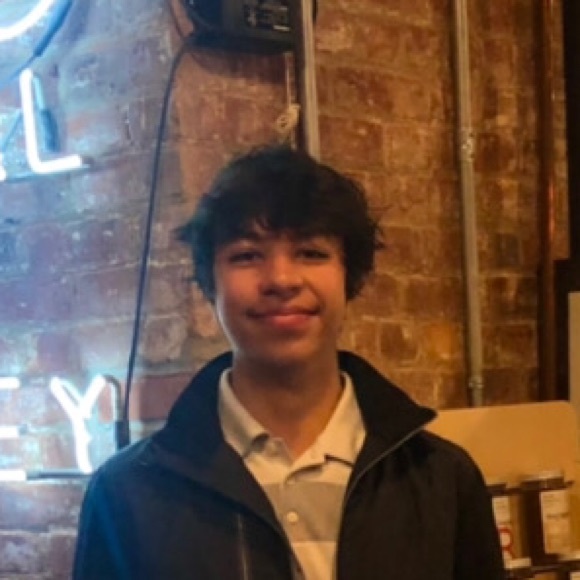 Profile Picture of Evan Pimentel (@evanpim) on Poshmark