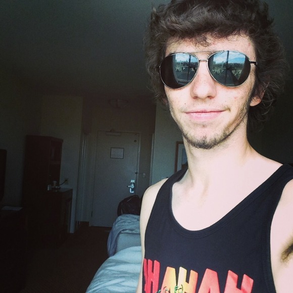 Profile Picture of Cameron Buccieri (@cbuccieri94) on Poshmark