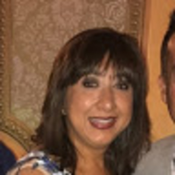 Profile Picture of Maryury Martinetti (@mmartinetti) on Poshmark