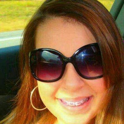 Profile Picture of Madison Stephens (@hazel_nut97) on Twitter