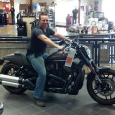 Profile Picture of Bob Pickett (@Rumney95) on Twitter