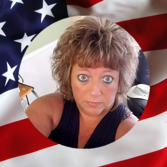 Profile Picture of Pamela Garbett (@jumpingjack378) on Poshmark