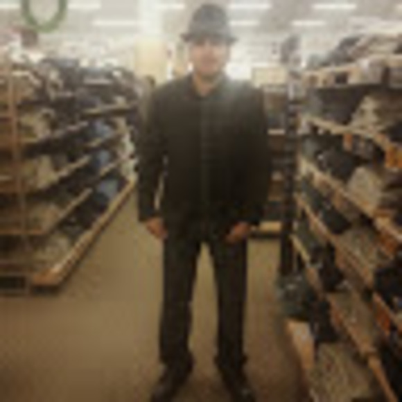 Profile Picture of Chayan Miranda (@chayanmiranda) on Poshmark