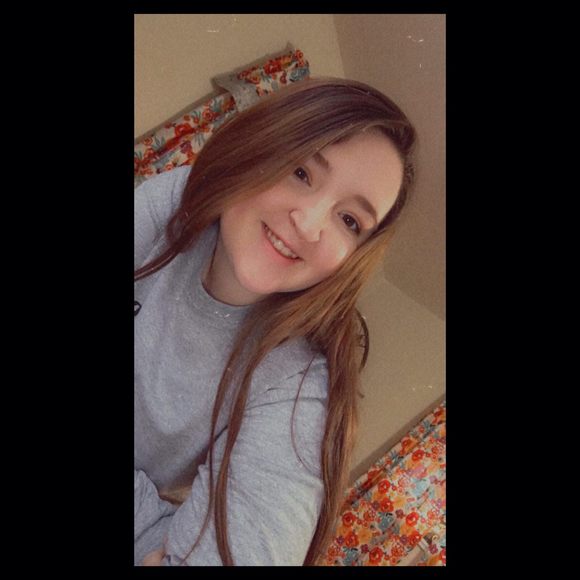 Profile Picture of Cierra Wolfe (@cierrawolfe114) on Poshmark