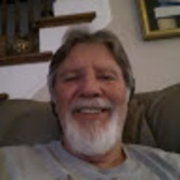 Profile Picture of Carl Hoskins (@choskins5421) on Poshmark
