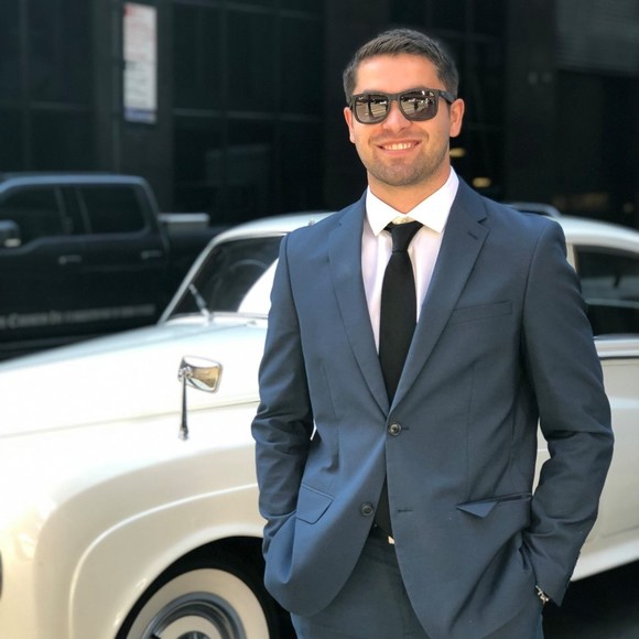 Profile Picture of Andrew Stephen (@jimmycyrus) on Poshmark