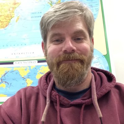 Profile Picture of Steve Burrow (@sbsntz247) on Twitter