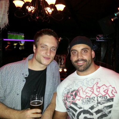 Profile Picture of Chesney Thomas Miles (@CHEaZ1987) on Twitter