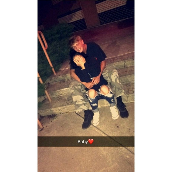 Profile Picture of Brent Hall (@brenthall88) on Poshmark