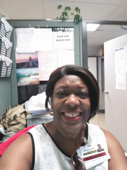 Profile Picture of Bernice Barnes (@bbernicepat28) on Poshmark