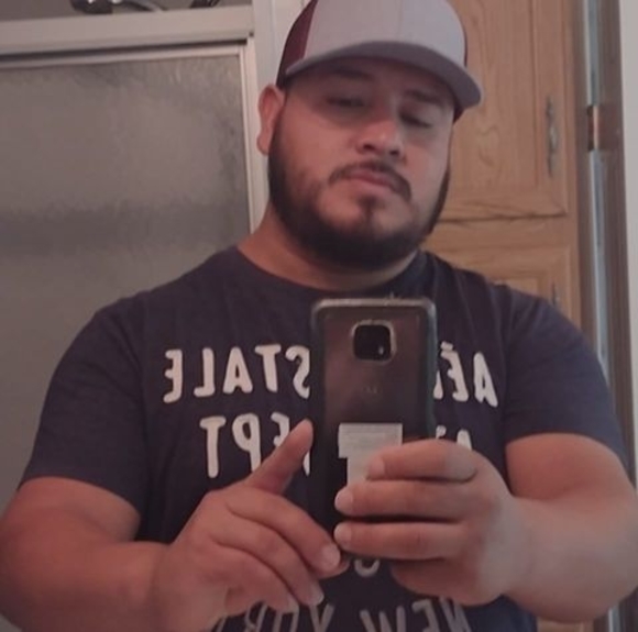 Profile Picture of Luis fernando Perez melo (@fernandoperez25) on Poshmark