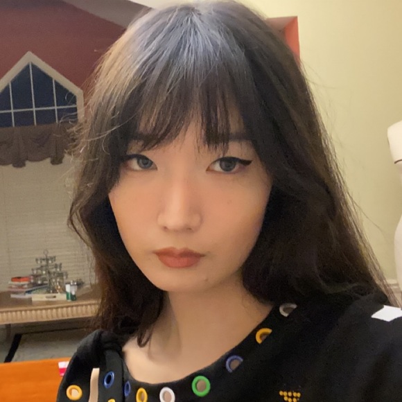 Profile Picture of Kairi Kurimura (@kurik) on Poshmark