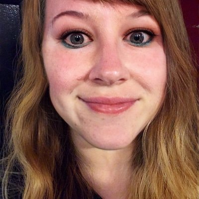 Profile Picture of Amanda Finch (@AmandaC0wd3n) on Twitter