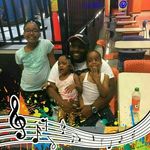 Profile Picture of Renee Knight (@reneeknight) on Instagram