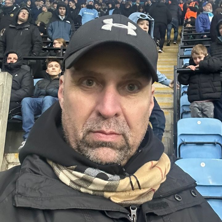 Profile Picture of GGUUYY (@guygrove) on Tiktok
