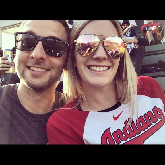 Profile Picture of Mikaylynn Tinnerman (@mtinnerman) on Poshmark